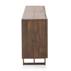 Aparador en acabado natural en madera de mango con puertas de ondas y patas de madera GABAR 11036