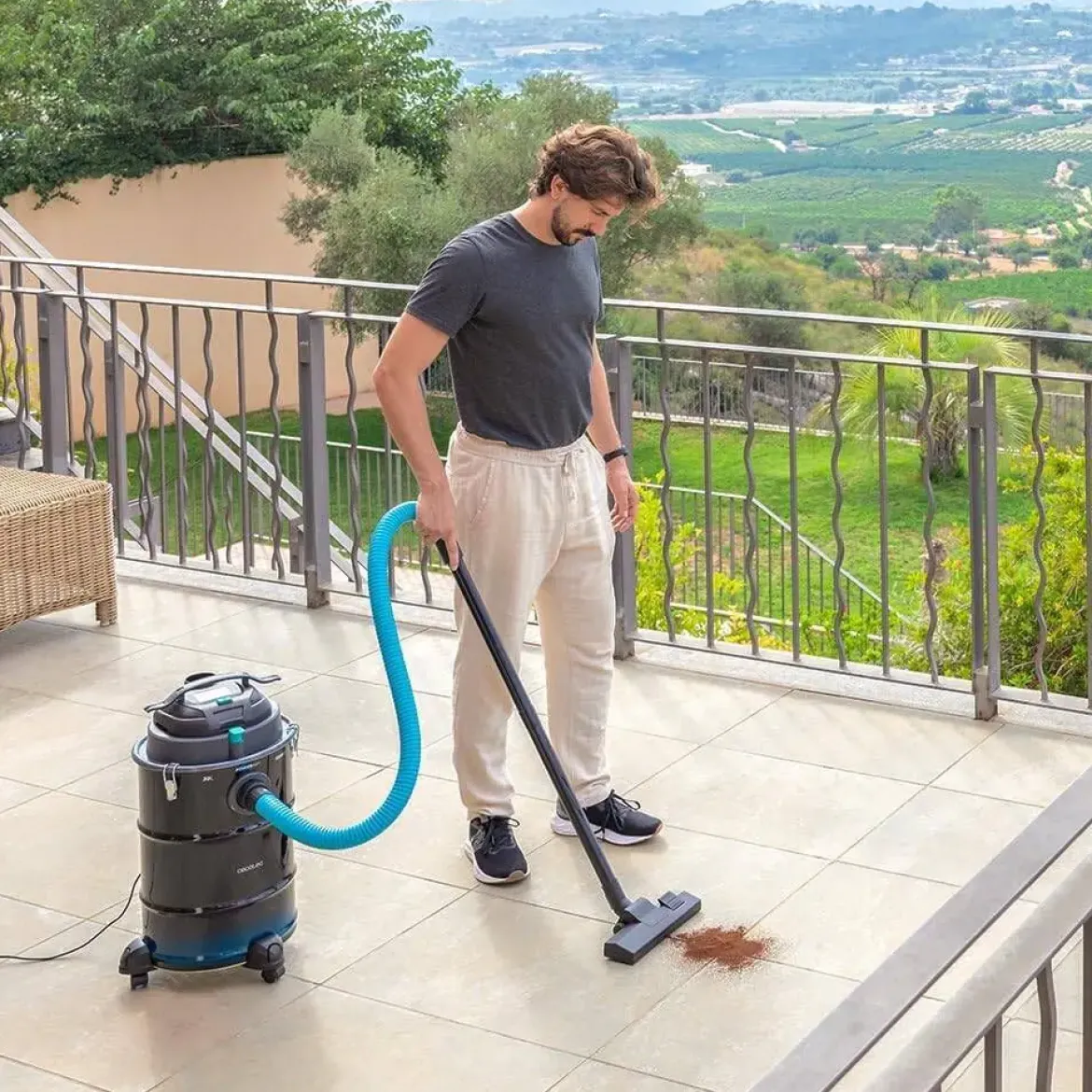 Aspirador Escoba de Alta Potencia con Batería XL CONGA ASH 6000 CECOTEC 983