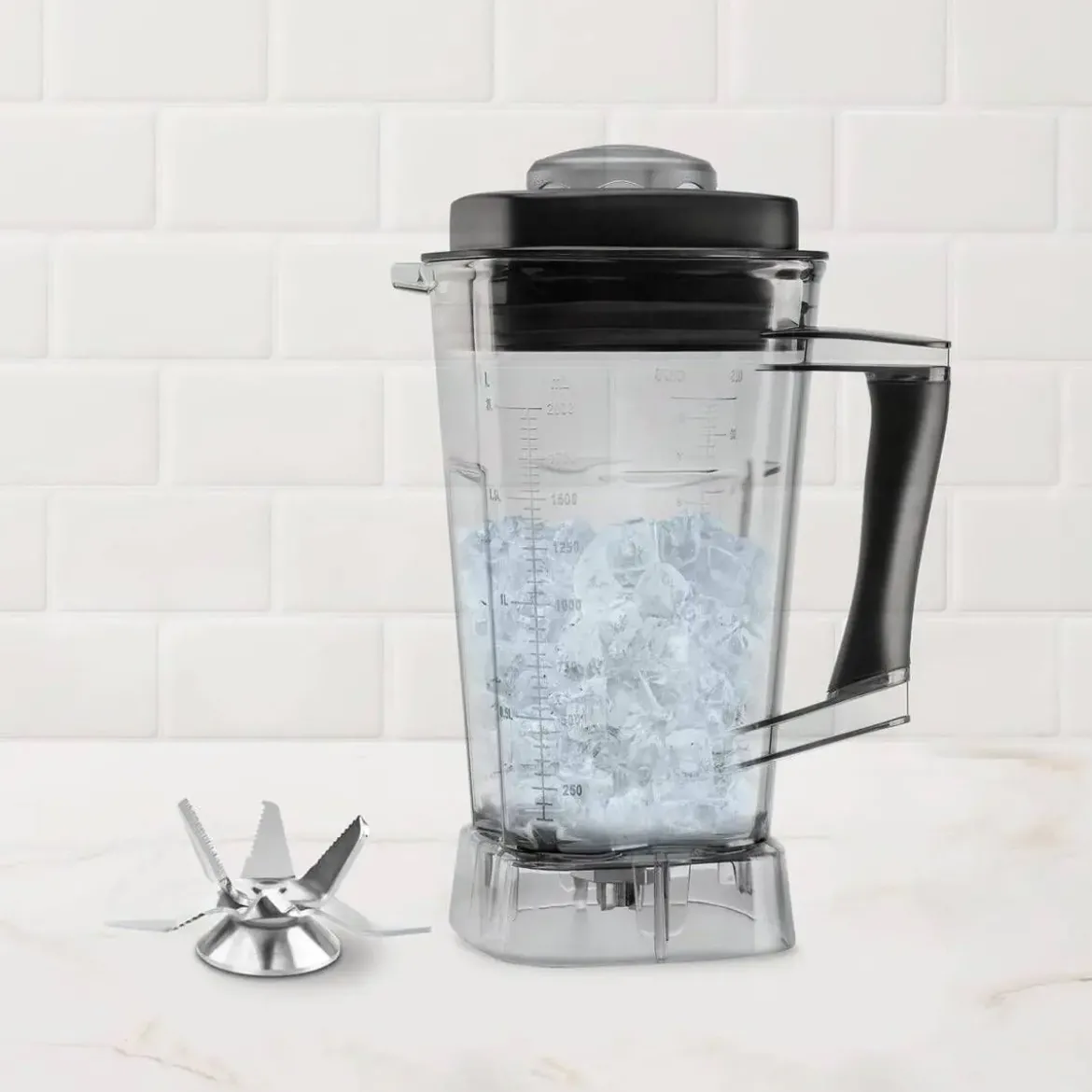Batidora Ufesa 2000W, 8 Programas, Vaso Tritan 2L 70205770