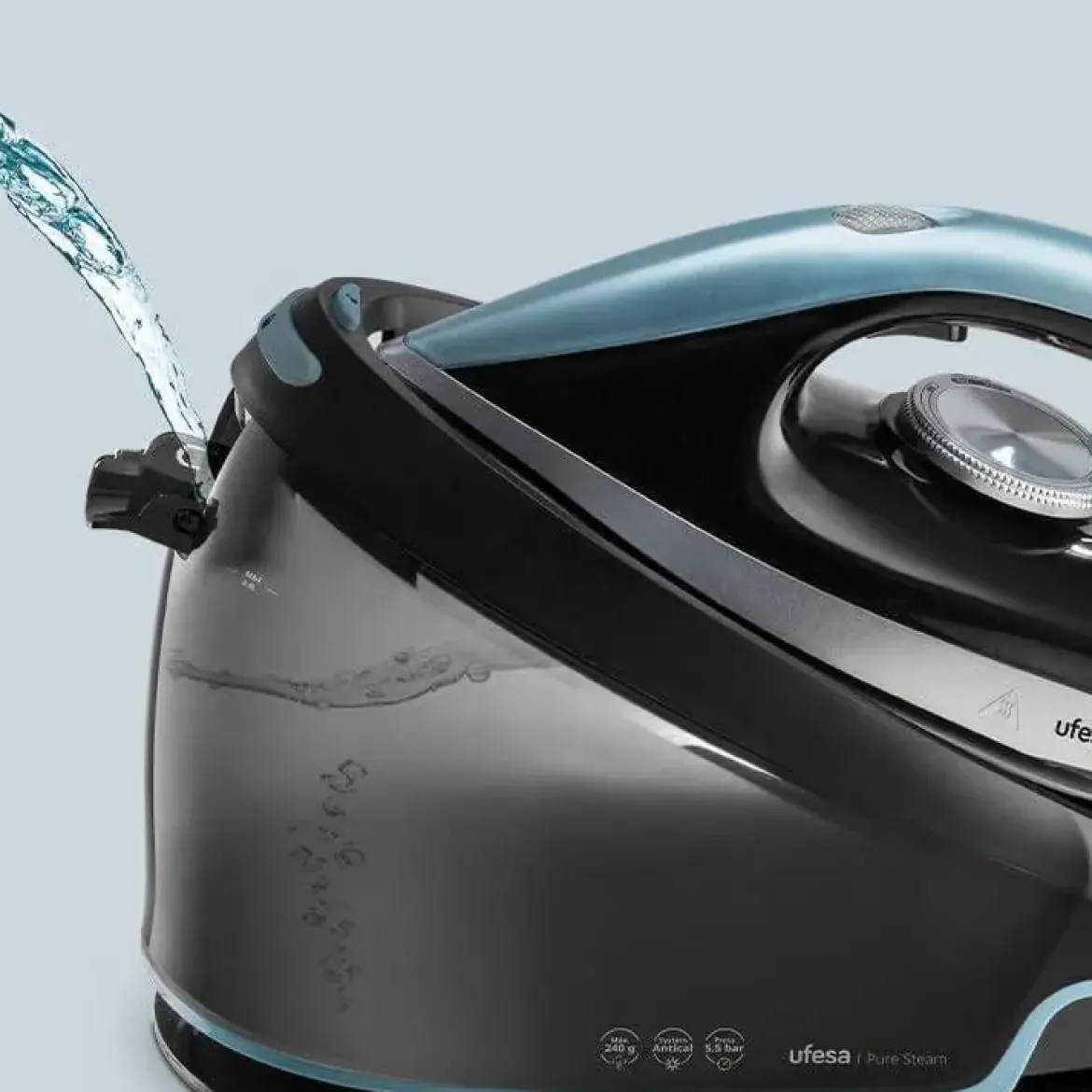 Centro de Planchado UFESA CA PURESTEAM 2400W 5.5 Bares Vapor 240G