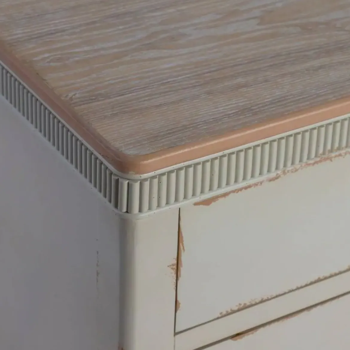 Cómoda de Dormitorio Estructura en Madera Natural y Crema Envejecido 4 Cajones 615204