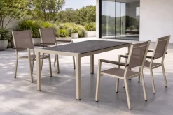 Comedor de Jardín en Aluminio Nude CÓRCEGA-MOASIS