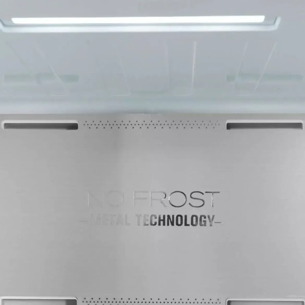 Congelador Vertical INFINITON 274 Litros Inverter CV-274L85XDB