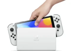 Consola Nintendo Switch OLED Blanca 64GB con Juego EVERYBODY 1-2 SWITCH 7454-4525
