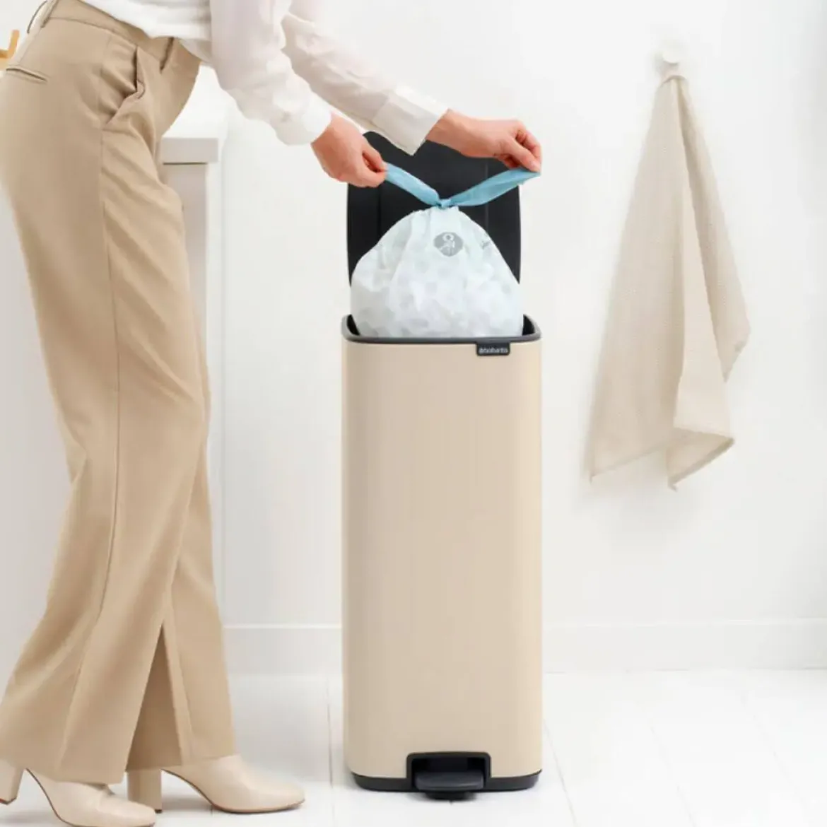 Cubo con Pedal BRABANTIA 30 Litros con Cubo Interior BO 238123