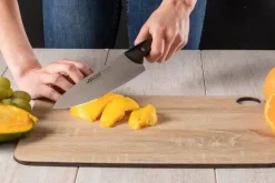 Cuchillo de Cocina con Mango Color Negro Serie Maitre 215 mm ARCOS 150800