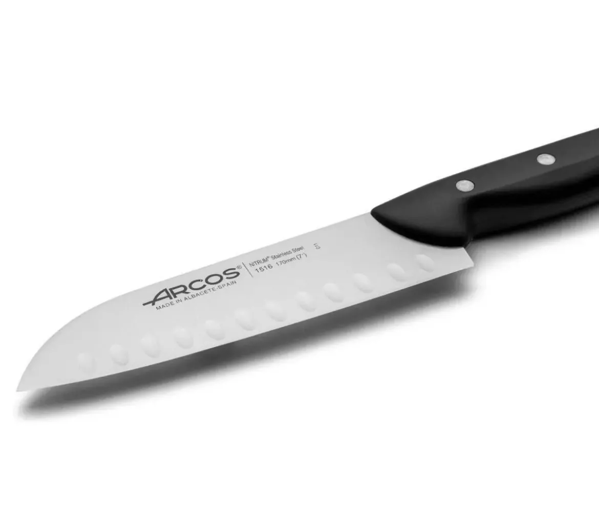 Cuchillo de Cocina con Mango Color Negro Santoku Serie Maitre 170 mm ARCOS 151600
