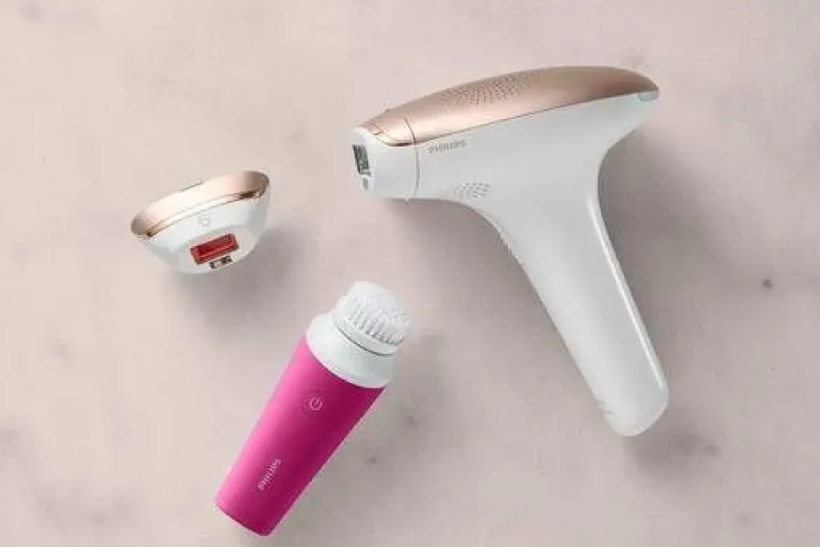 Depiladora Philips Lumea Luz Pulsada 2 Accesorios + Perfilado BRI924