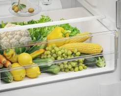 Frigorífico Combi Integrable ELECTROLUX No Frost 177 cm Clase E LNN3CE18S