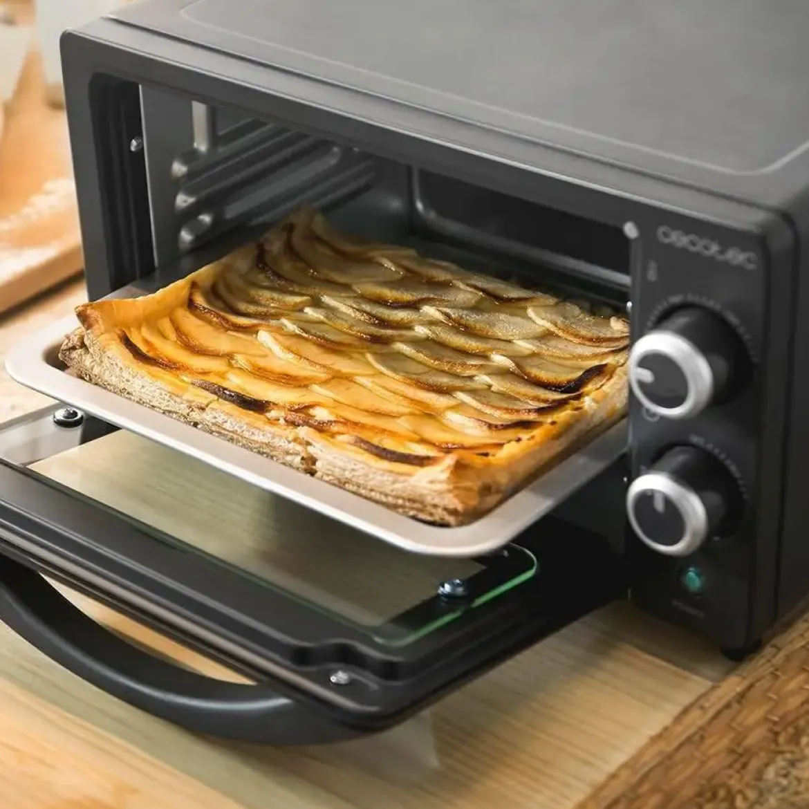 Horno Eléctrico Compacto 10L con Accesorios CECOTEC 3816