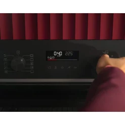 Horno Multifunción AEG Pirolítico Inox Antihuellas A++ GU5PB43FSM