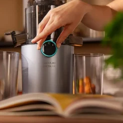 Licuadora Extractora de Jugo Slim Silenciosa CECOTEC JUICE&LIVE 1500