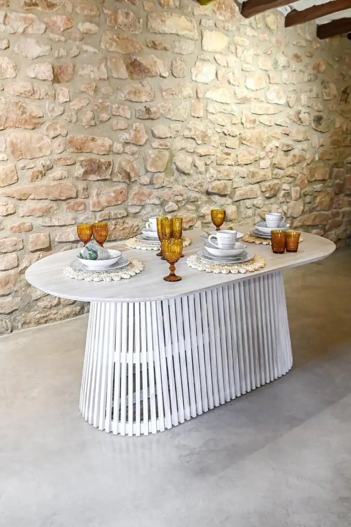 Mesa de Comedor Ovalada de Madera Mindi 180 cm MB-212023
