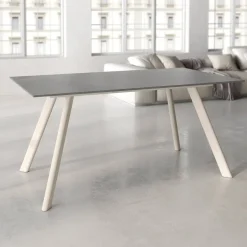 Mesa de Comedor 160x90cm con Estructura de Metal Marfil OMAN