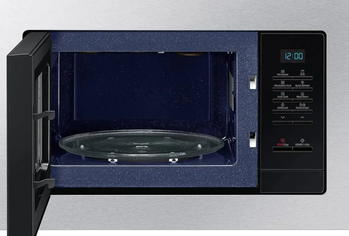 Microondas Integrable SAMSUNG 23 Litros con Grill MG23A7013CT/EC