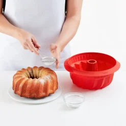 Molde Savarin de Silicona Platino 22 cm Color Rojo LEKUE 881305