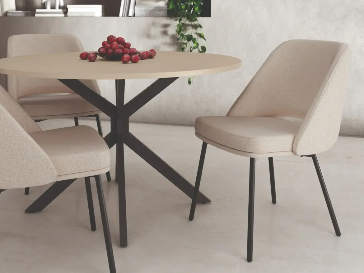Silla de Comedor con patas Negras BEIRUT