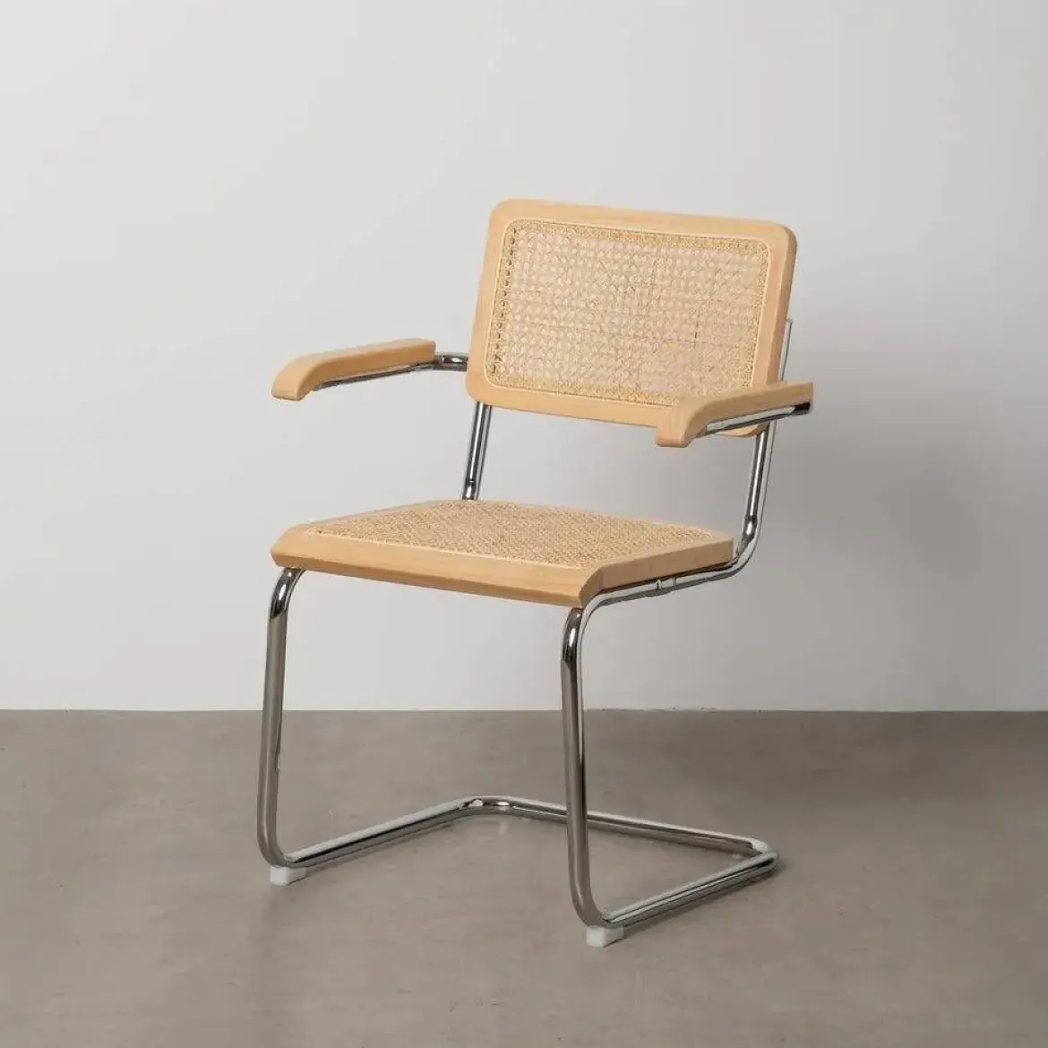 Silla de Madera y Ratán con Patas de Metal y Reposabrazos Natural 614517