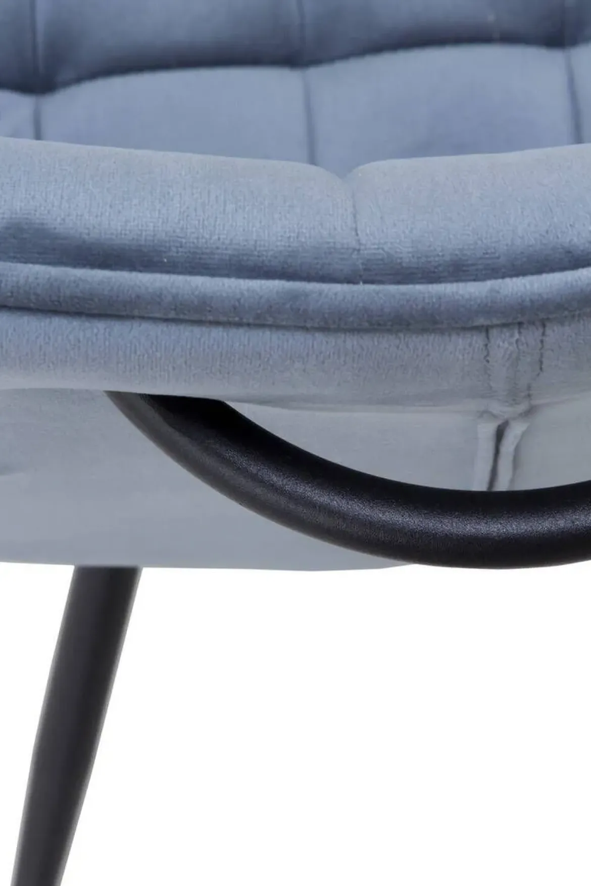 Silla tapizada en terciopelo GABAR VIVE modelo 838