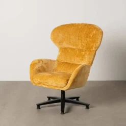 Sillón Giratorio Mostaza con Base Metálica y Tapizado Suave 612621