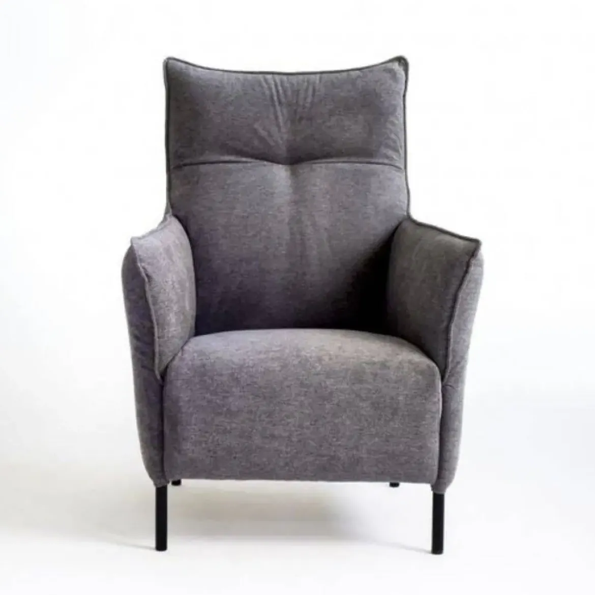 Sillón Modelo MAO con Patas Metálicas
