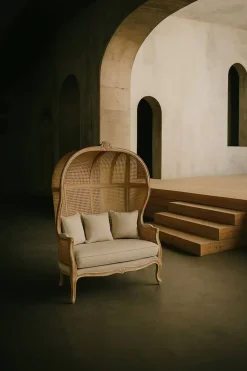 Sofá de Madera Enea y Fibra Natural con Asiento Tapizado MB-208798