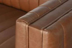Sofá de Piel 4 Plazas en Color Cognac Estructura Madera MB-221637