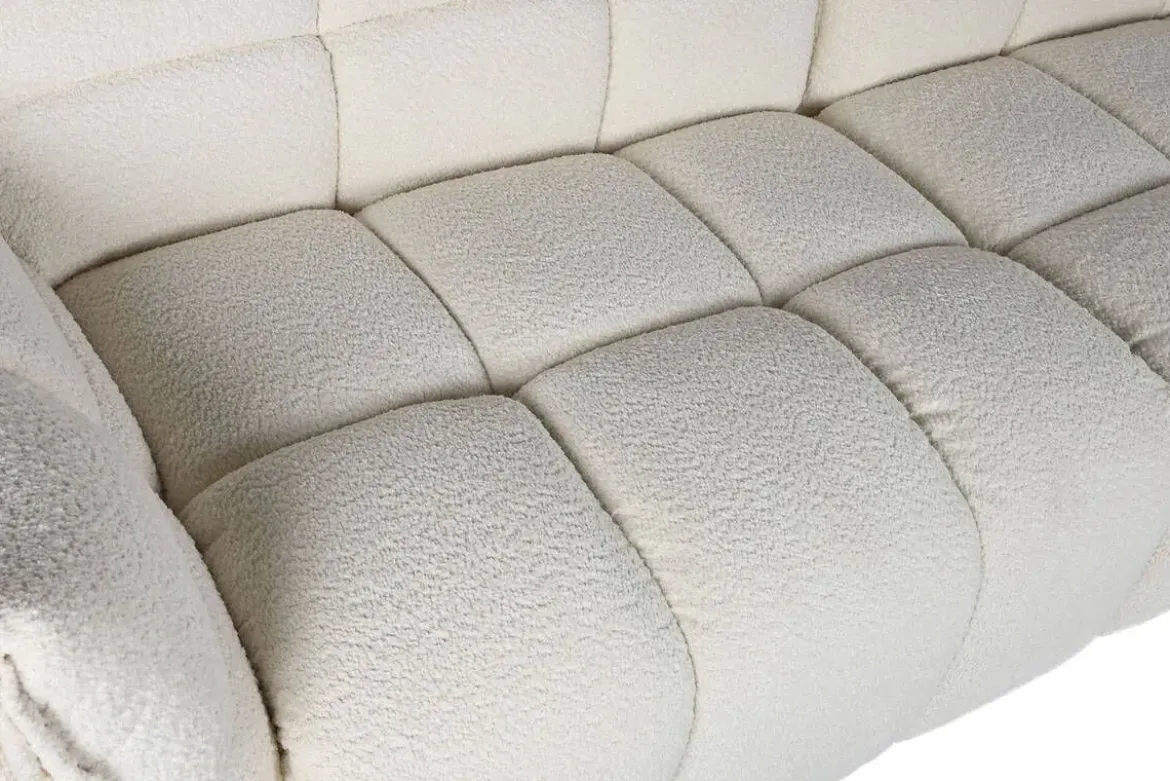 Sofá Tapizado en Bouclé Blanco con Estructura de Madera MB-211724