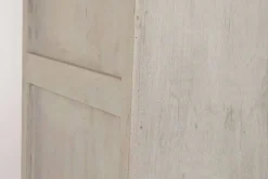 Vitrina de Madera de Mango con Dos Puertas Decapé MB-220541